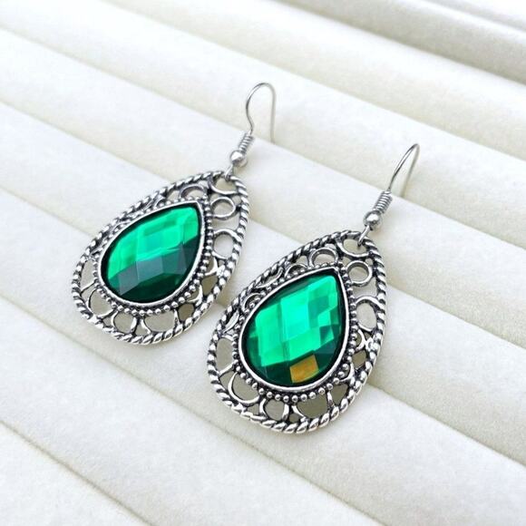 Silver & Emerald-Green Crystal Teardrop Earrings — Elegant Dangle Style - Picture 6 of 9